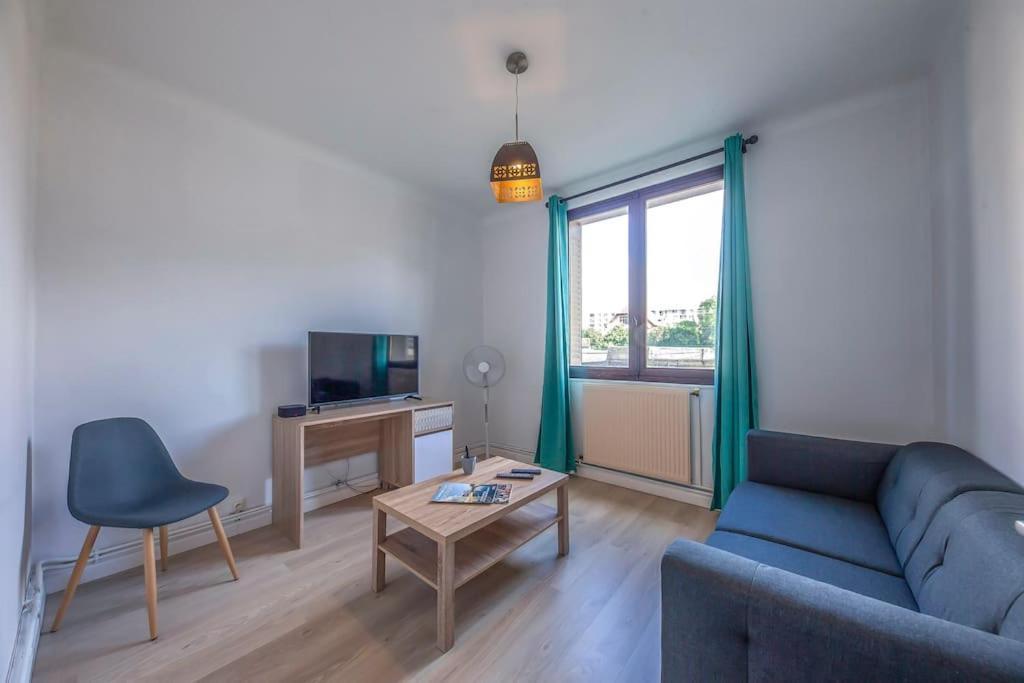 Appartement Au Bord De La Leysse A Chambéry Exteriér fotografie